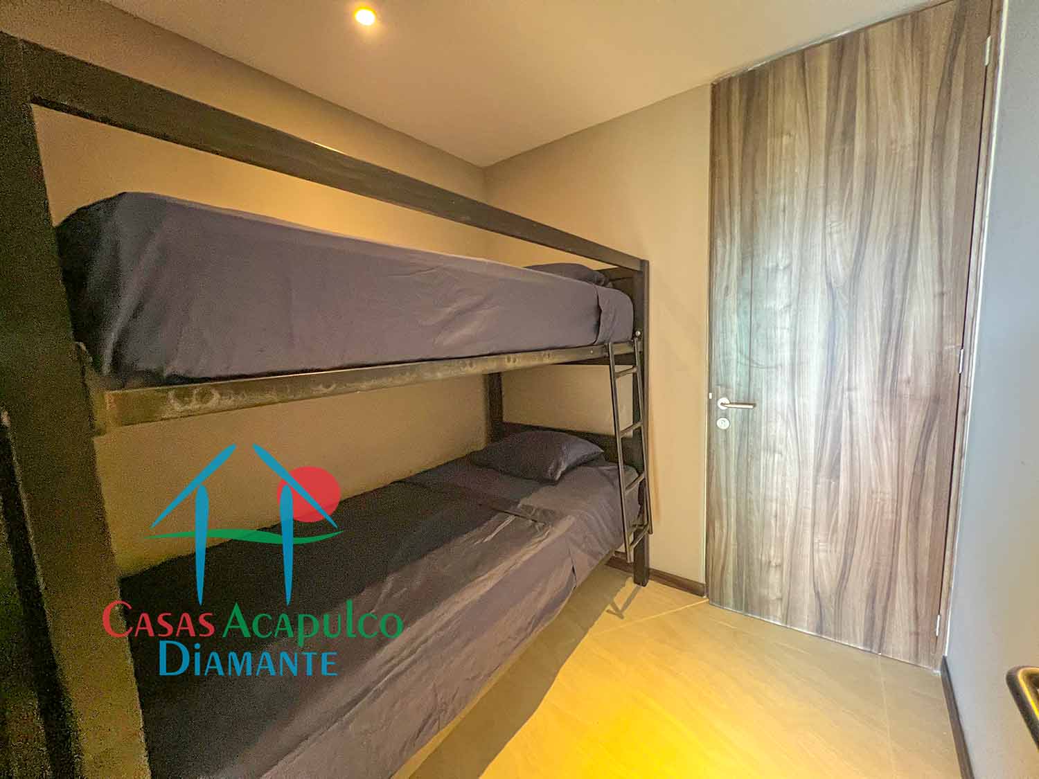 La Isla Emerald F8 - Recámara cinco 2